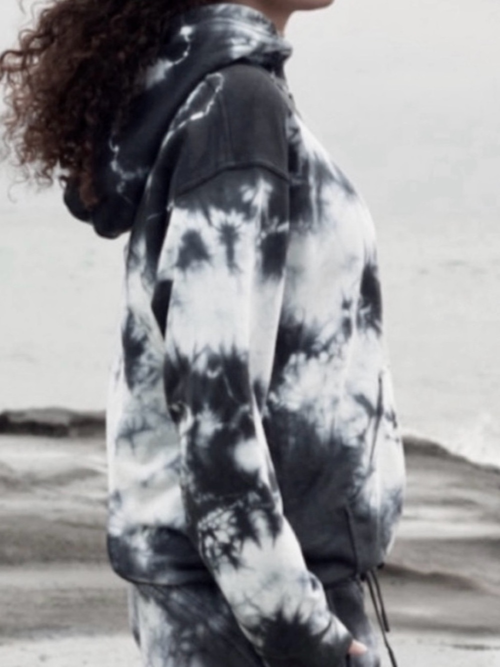 LULULEMON All Yours Hoodie  EARTH DYE Stone Tie Dye Greys SIze 4  Very Cozy! NWT